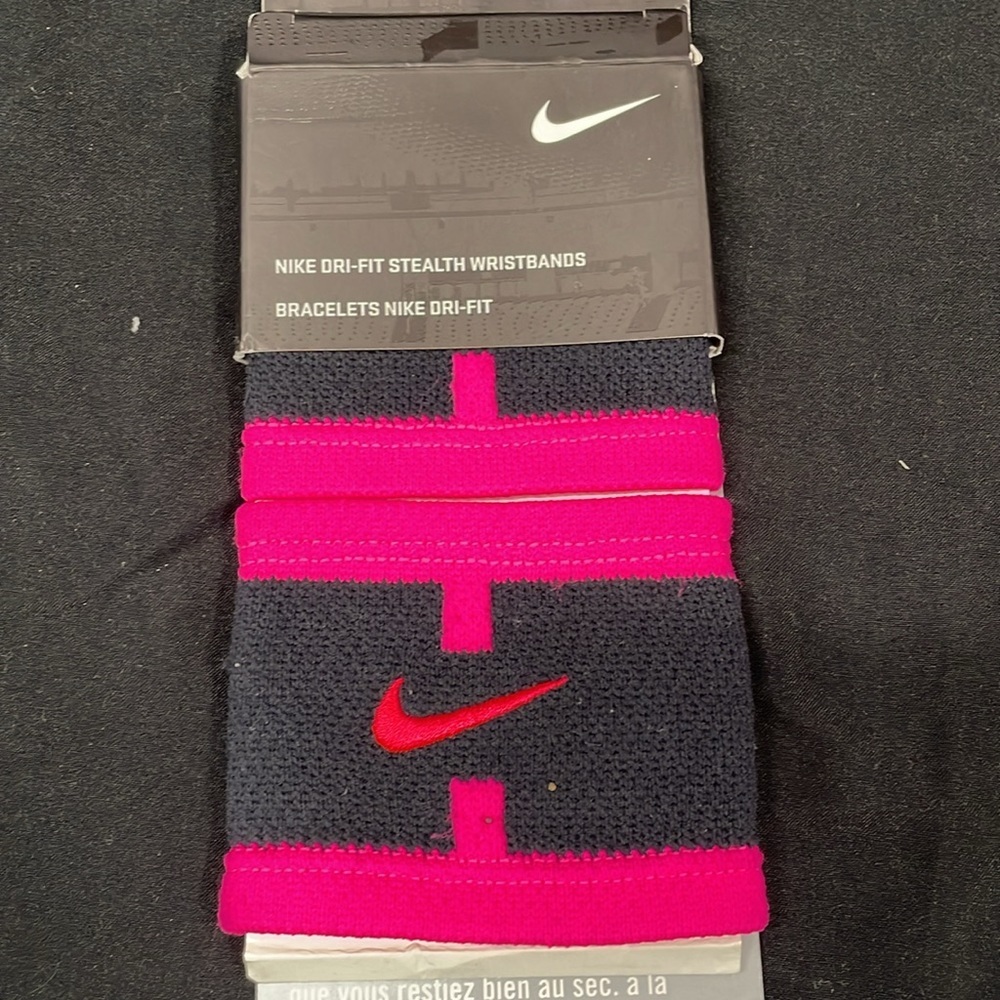 Nike Dri-Fit Stealth Wrist band